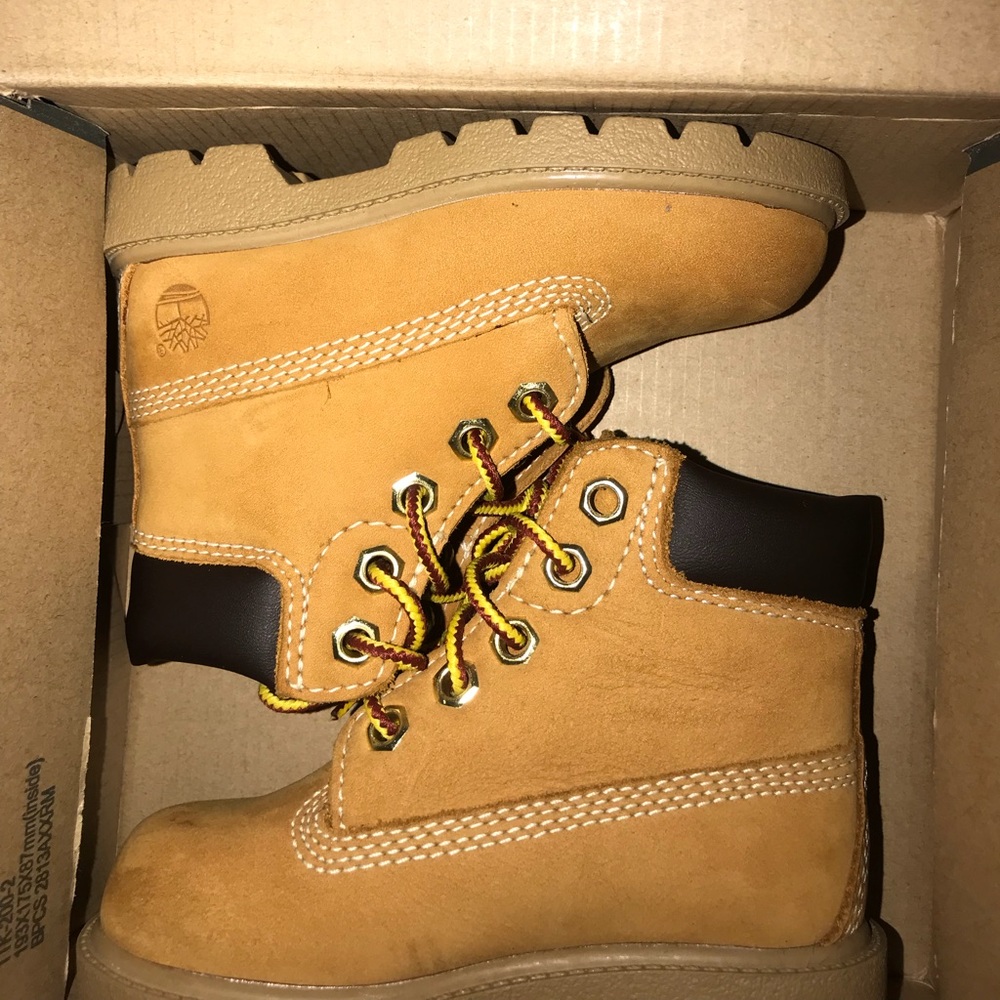 Toddler’s size 6. Timberland Waterproof boots
